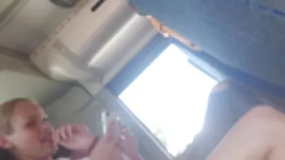 Eveline streichelte ihre Muschi gratis deutsche amateur pornofilme