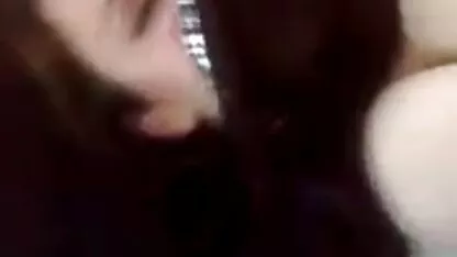 Schwarzes Mädchen mit saftigem Arsch necken deutsche sxfilme in der Küche