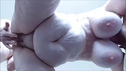 Heiße Blondine deutsche eroticfilme kostenlos liebt es, harten Analfick und eine große Gesichtsladung Sperma zu bekommen