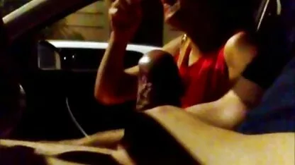 Der lockige Teenager kostenlose deutsche pornofilme Cindy nimmt einen alten Schwanz