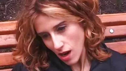 Eifriger gratis deutsche amateur pornofilme Teeny auf einem Rasen gefickt