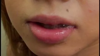 Heiße Blondine mit deutsche pornos kostenlos schauen einem riesigen Dildo