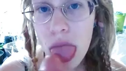 Verspielte Pfützen schlagen 2 Fans, die sie deutsche pornofilme stream an der Hotelbar getroffen hat