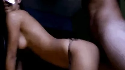 Hennessey zeigt ihre deutschsprachige pornofilme in hd Muschi und ihre mündlichen Fähigkeiten