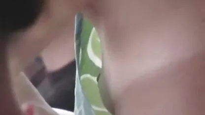 Dude fickt zwei verrückte Mädels im deutsche sexfilme kostenlos anschauen öffentlichen Badezimmer
