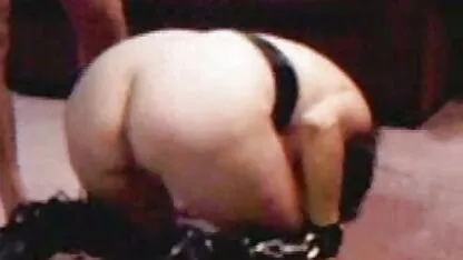 Wunderschöne Brünette deutsche amateur sexfilme BBW mit riesigen Titten saugt und fickt