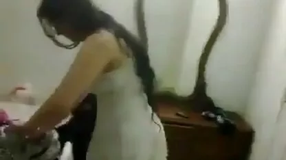 Zwei Männer kostenlose sexfilme amateur und eine Frau zu dritt mit großem Vibrator
