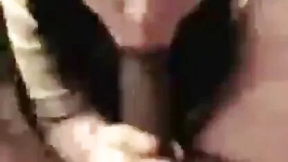 Brünette asiatische gratis deutsche amateur pornofilme MILF wird in der ERSTAUNLICHEN POV-Szene geschlagen!